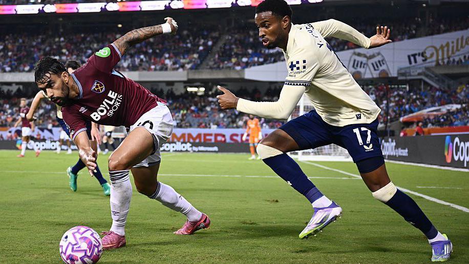 چرا رنجرز برای یوسف شرمیتی هزینه گزافی پرداخت کرده است؟